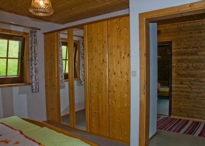 勒澄霍夫公寓 公寓 *