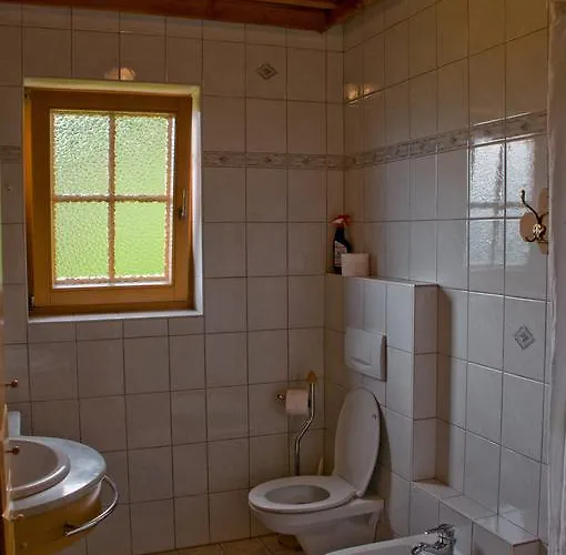 勒澄霍夫公寓 *